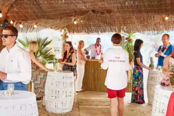 The Beach Bar at The Montague on the Gardens