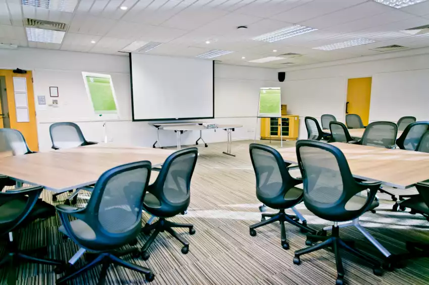 Conference venues in London: Warbrook House Conference venues in London: Warbrook House