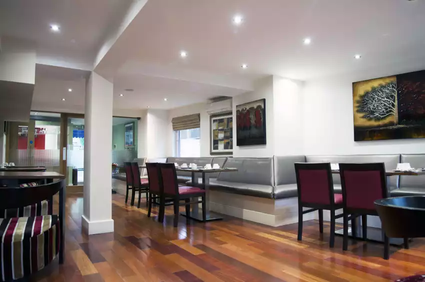 Conference venues in London: The New London Carlton Hotel Conference venues in London: The New London Carlton Hotel