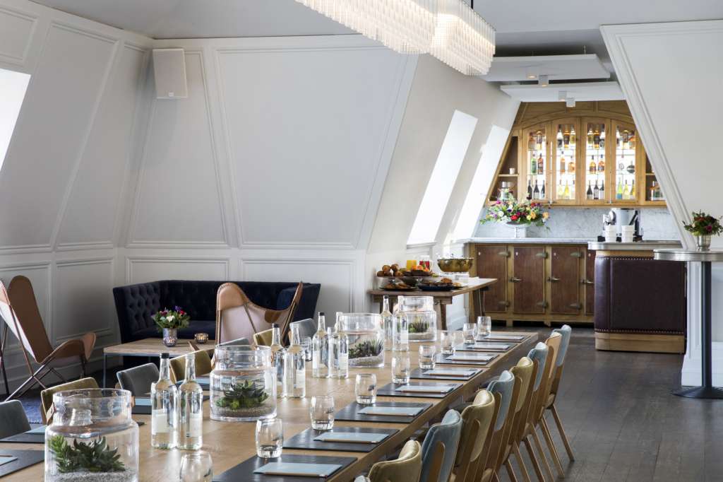 Christmas Party Venue in London : Swan, Shakespeare's Globe