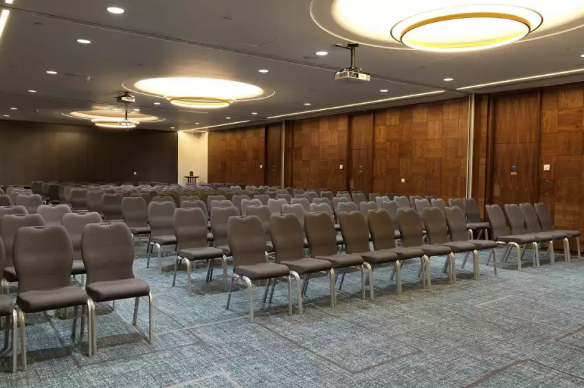 Conference venues in London: Crowne Plaza Kings Cross Conference venues in London: Crowne Plaza Kings Cross