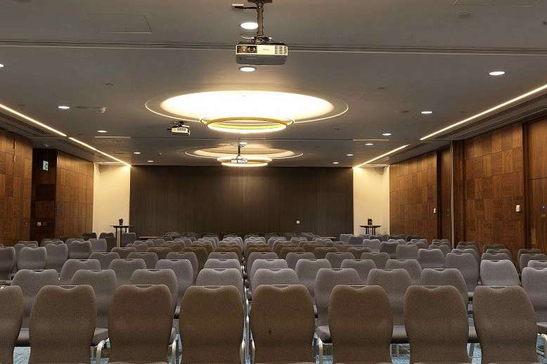 Conference venues in London: Crowne Plaza Kings Cross