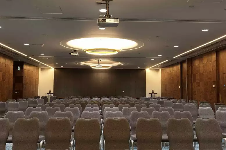 Conference venues in London: Crowne Plaza Kings Cross Conference venues in London: Crowne Plaza Kings Cross