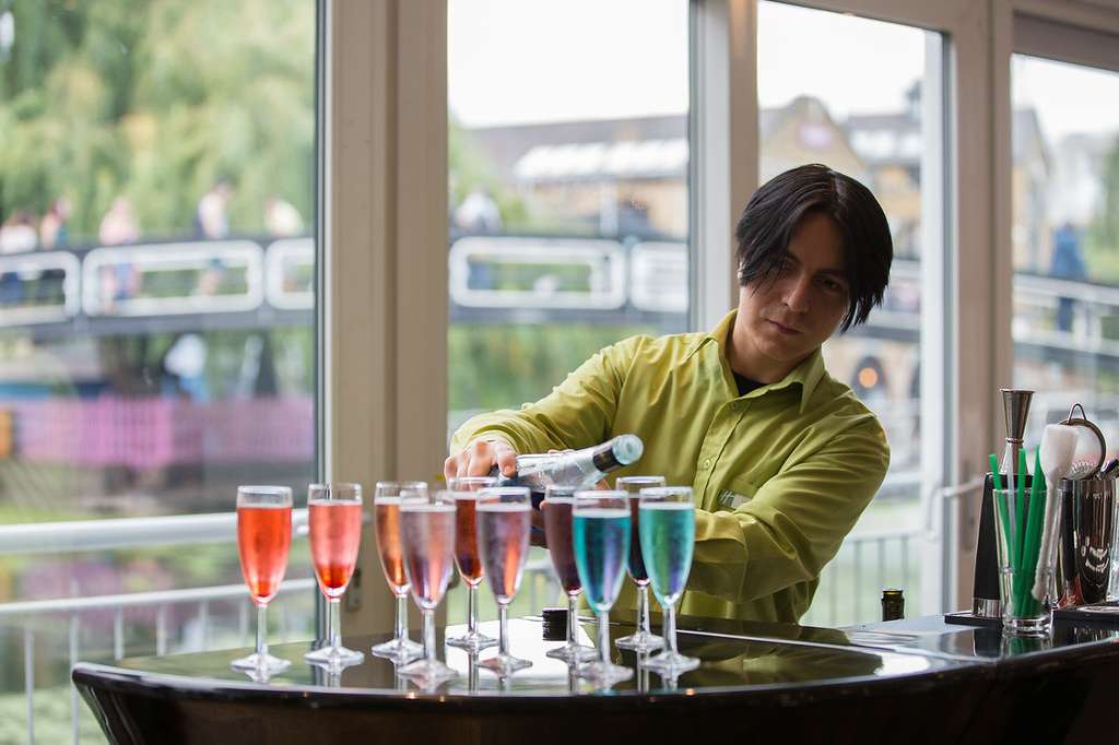 Party venues in London: Glasshouse on the Lock