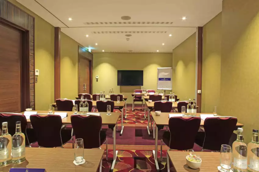 Conference venues in London: Holiday Inn London - Kensington High Street