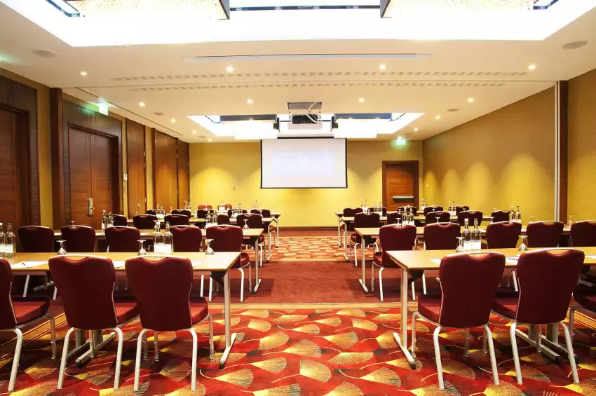 Holiday Inn London - Kensington High Street