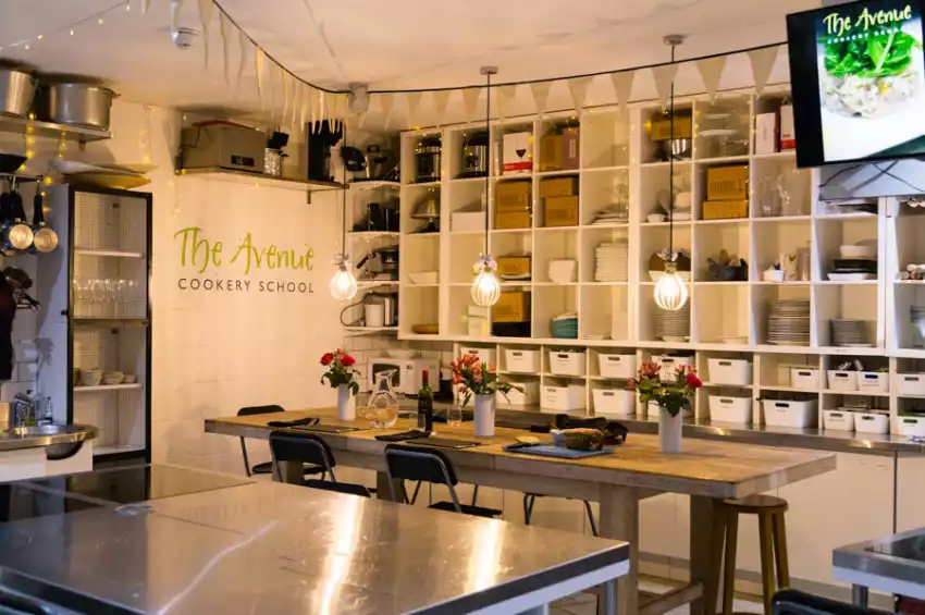 Party venues in London: The Avenue Cookery School