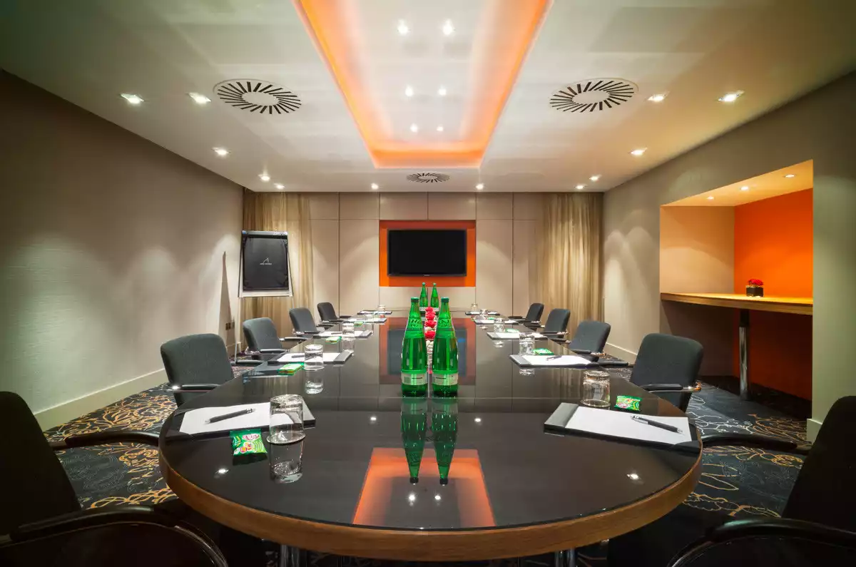 Geneva Suite