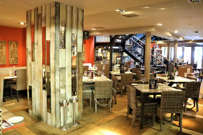 One Kew Road Richmond