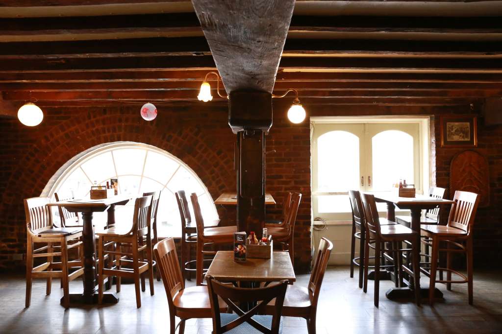 The Dickens Inn