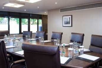 Conference venues in London: Holiday Inn Kensington Forum