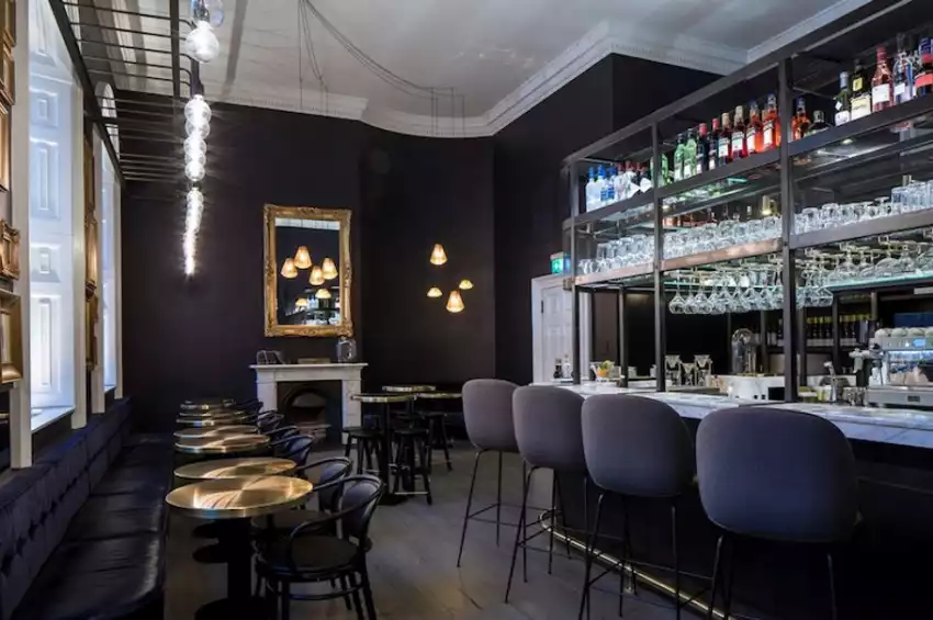 Party venues in London: Pennethorne's Bar Somerset House