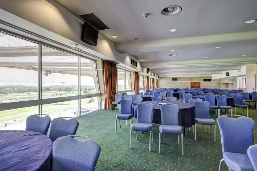 Sandown Park Racecourse Sandown Park Racecourse