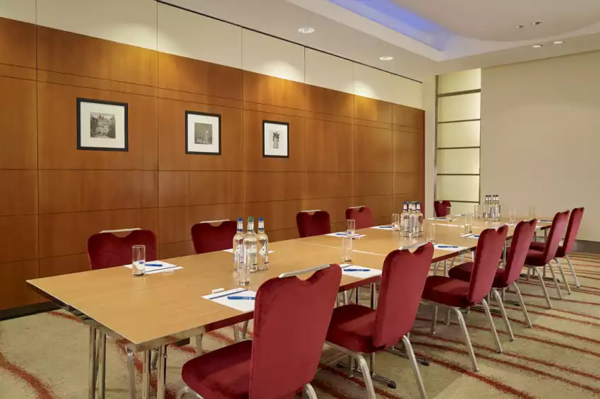 Conference venues in London: Park Plaza Victoria London Conference venues in London: Park Plaza Victoria London