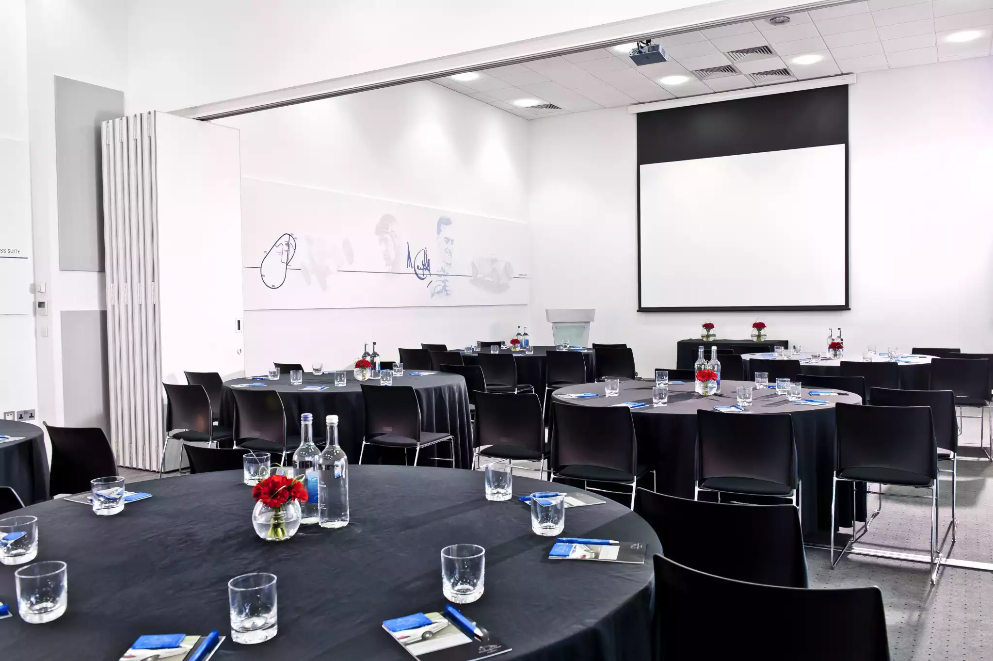 Moss & Campbell Suite