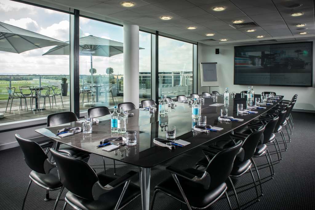 Mercedes-Benz World