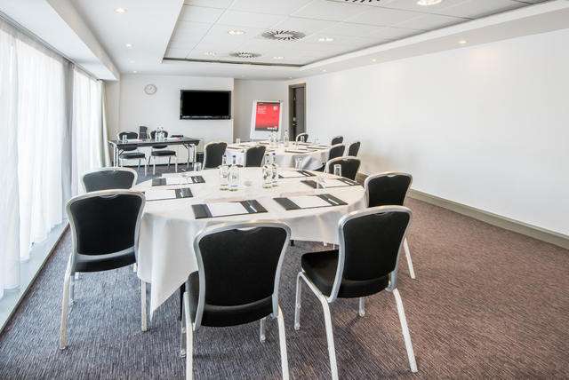 Arena Suite