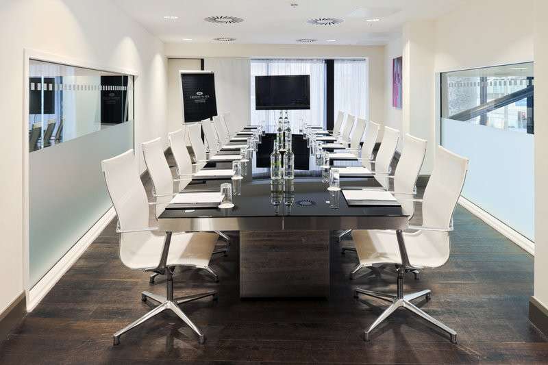 Conference venues in London: Crowne Plaza Manchester City Centre
