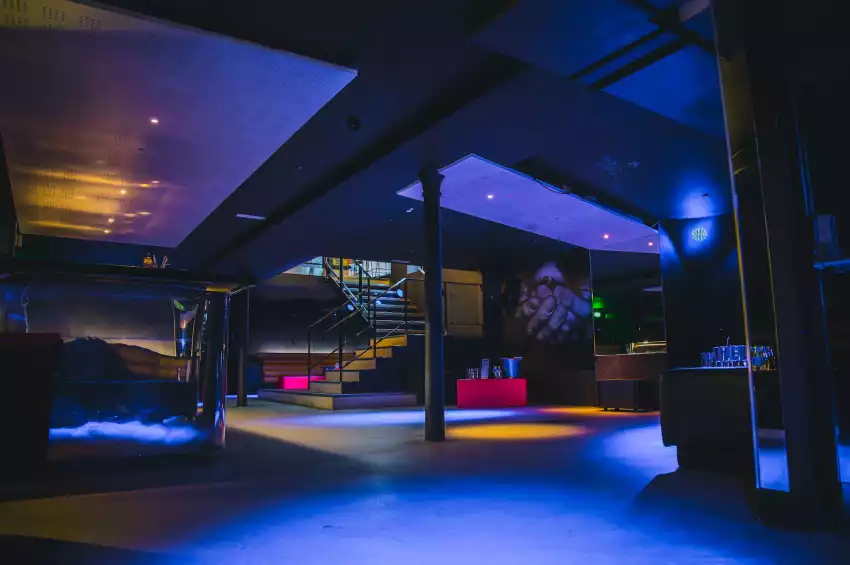 Christmas Party Venue in London : The Hoxton Pony