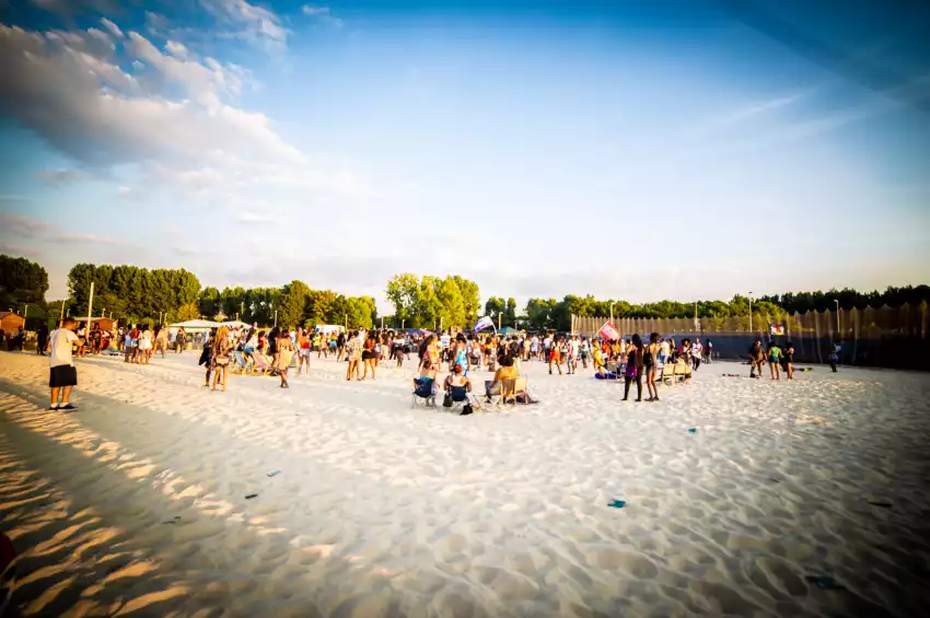 Party venues in London: Lee Valley Beach