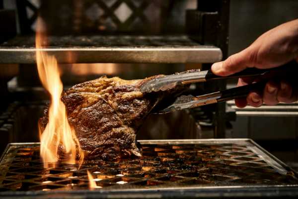 gridiron-como-metropolitan-london-restaurant