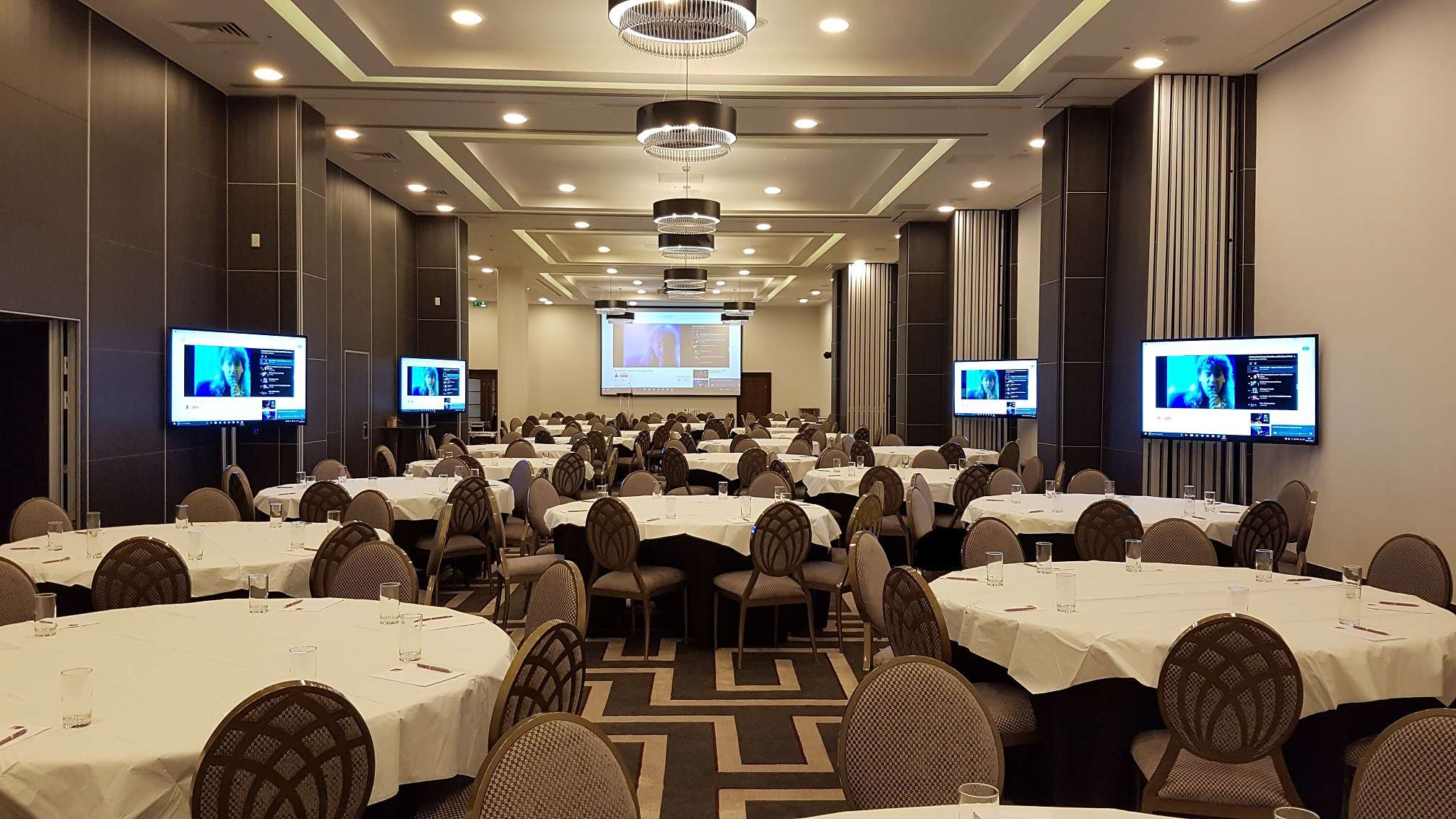Chamber Suite 