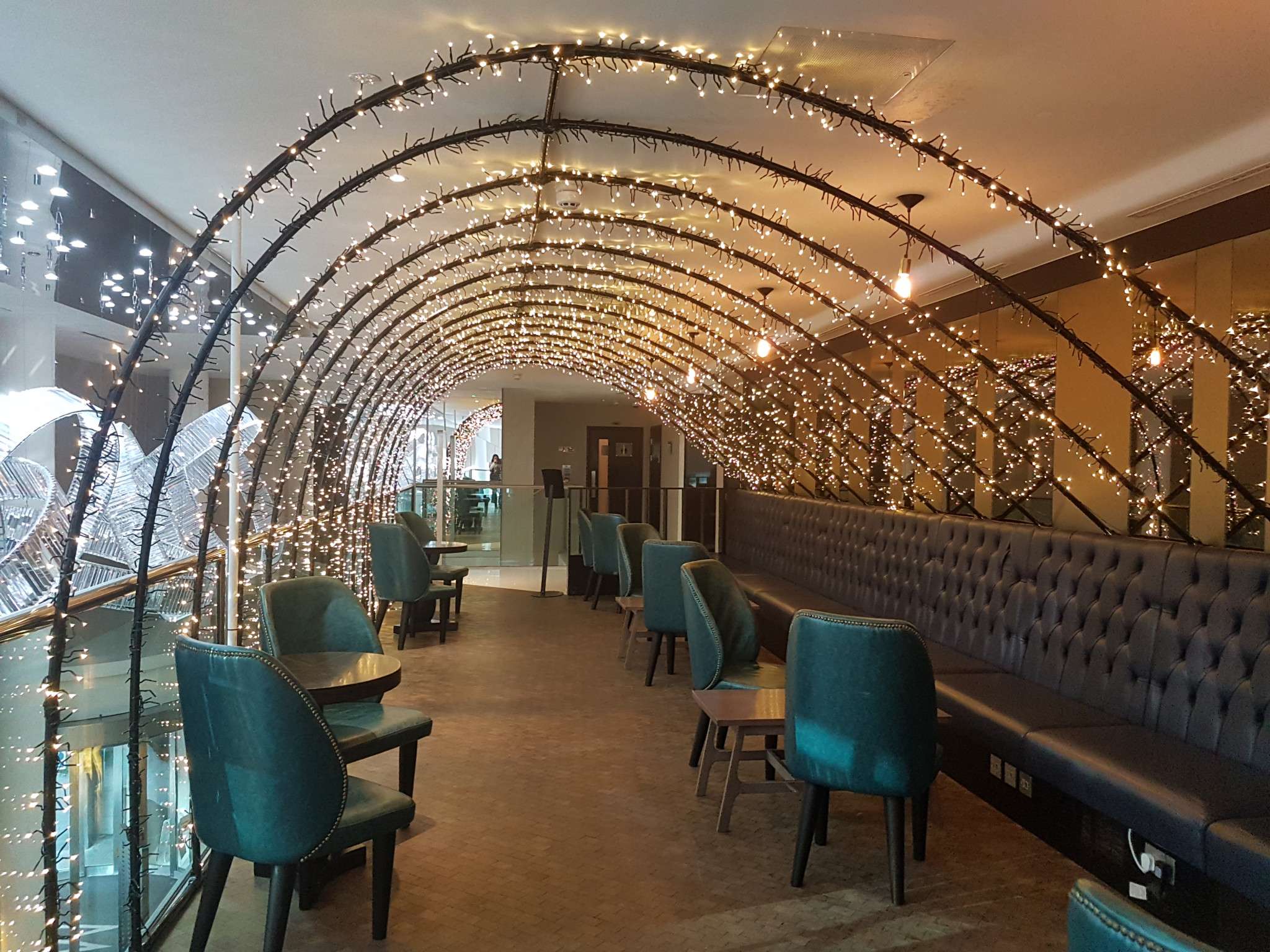 Mezzanine hire - Semi private