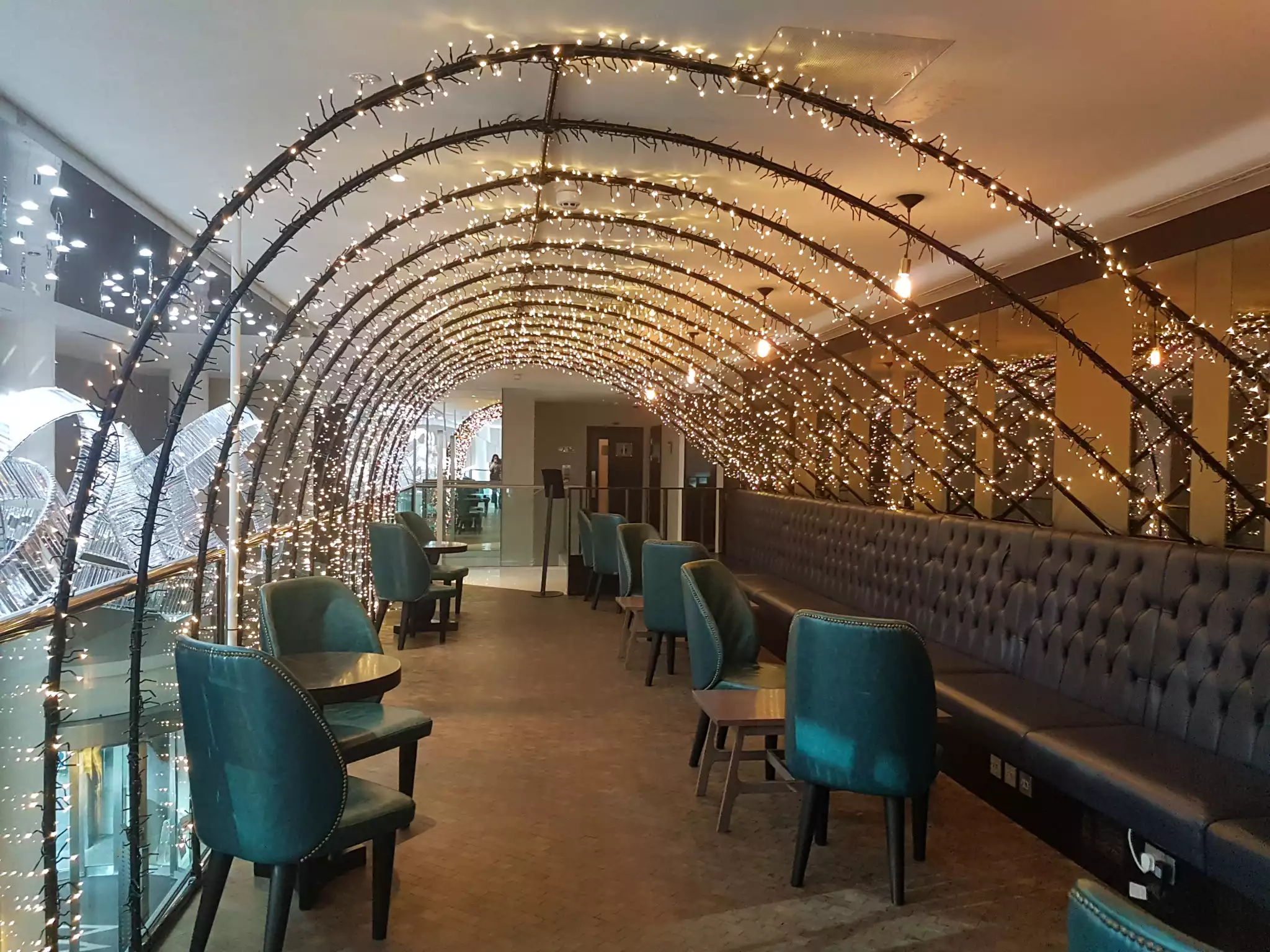 Mezzanine hire - Semi private