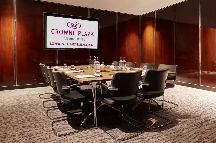 Crowne Plaza London - Albert Embankment