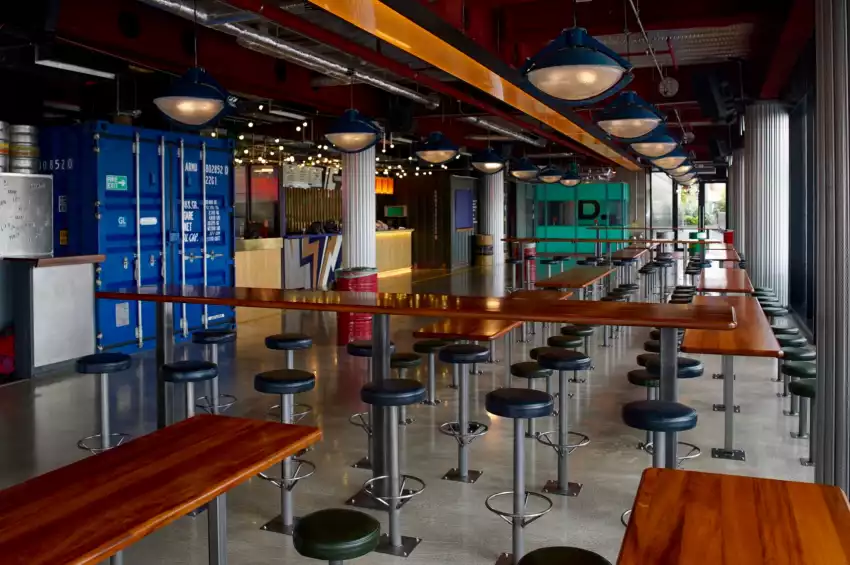 Christmas Party Venue in London : Giant Robot