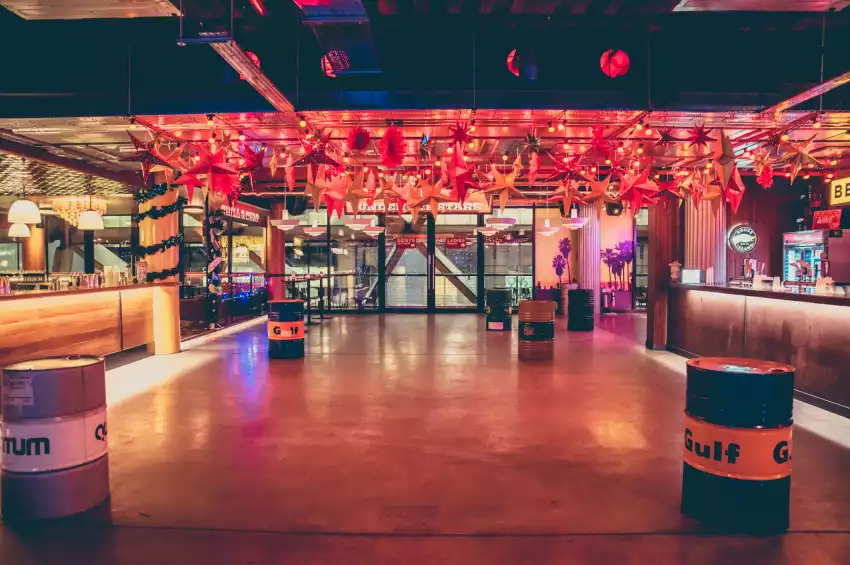 Christmas Party Venue in London : Giant Robot