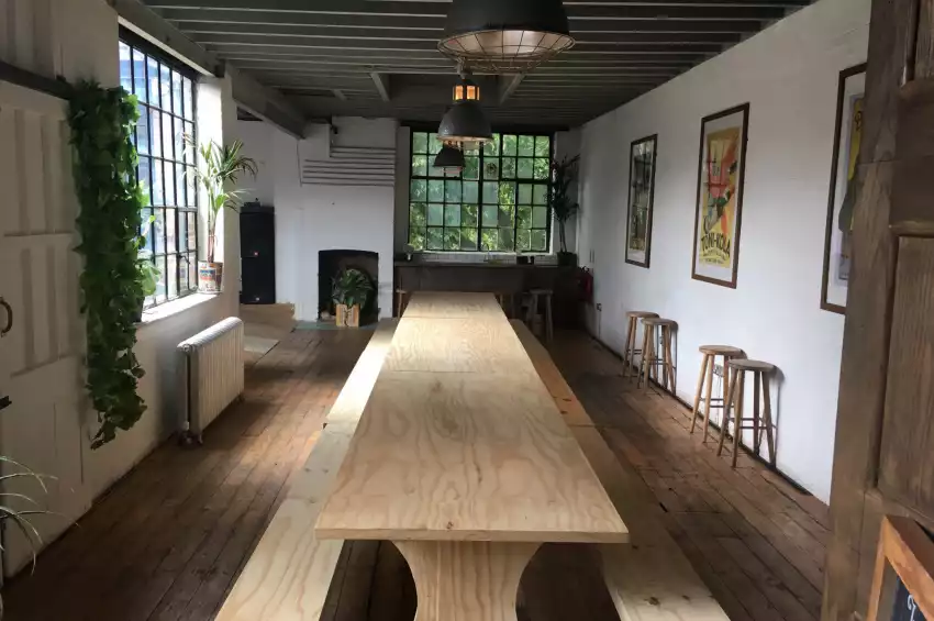 Party venues in London: TT Liquor