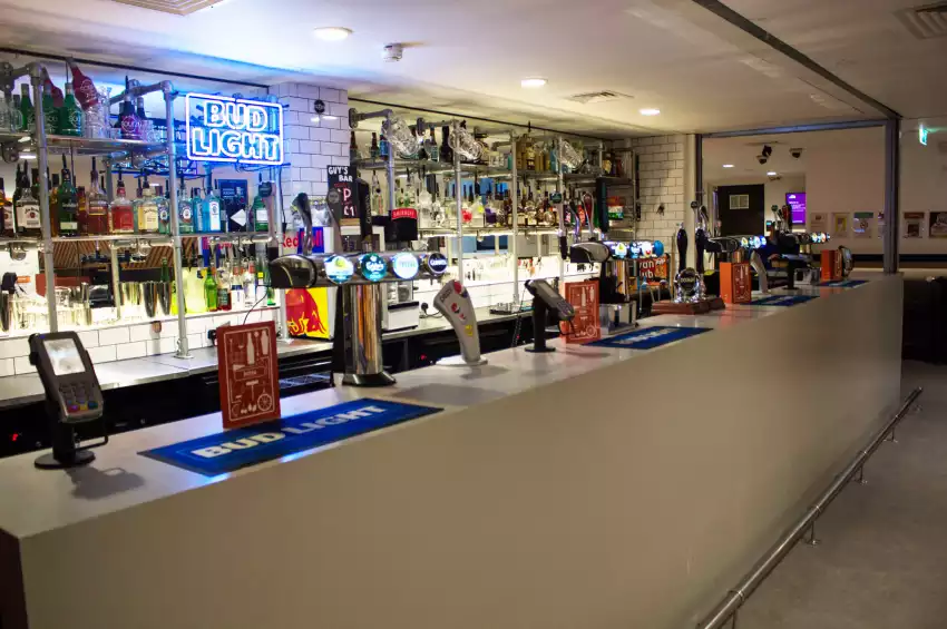 Party venues in London: Guys Bar