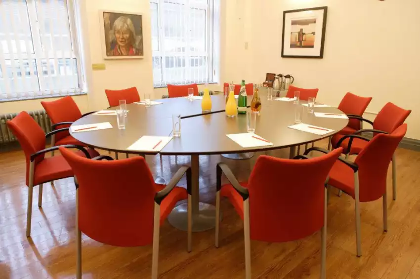 Conference venues in London: W12 Conferences