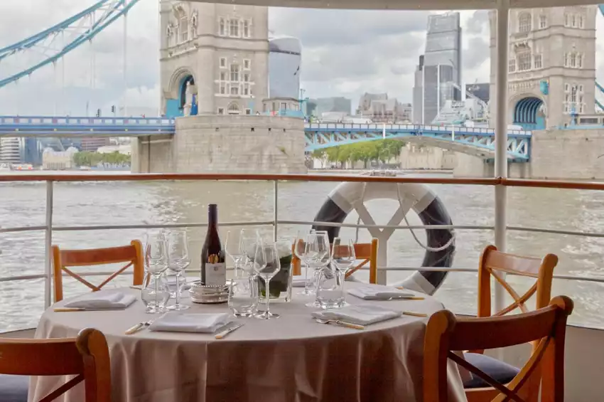 Edwardian – Thames Luxury Charters