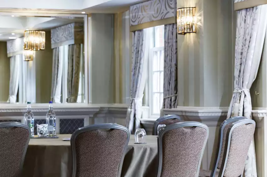 Conference venues in London: Brandshatch Place Hotel & Spa Conference venues in London: Brandshatch Place Hotel & Spa