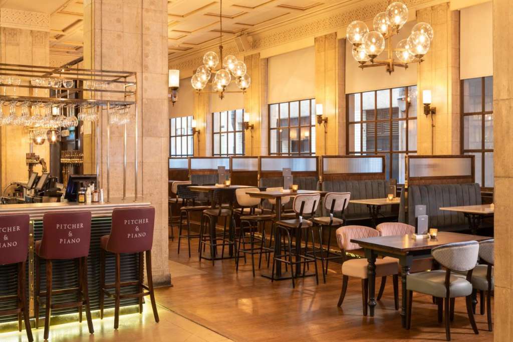 Party venues in London: Pitcher & Piano Cornhill