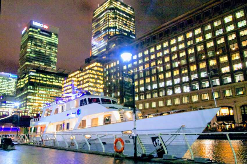 absolute pleasure yacht london