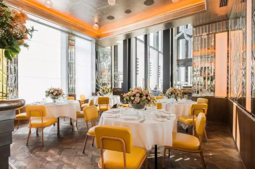 the-pegasus-room-brasserie-of-light
