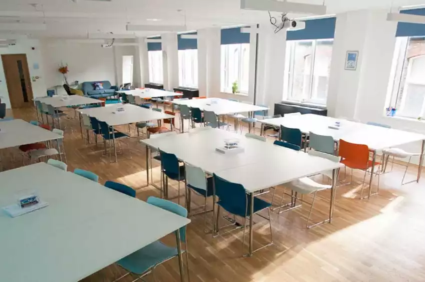 Wallacespace Spitalfields