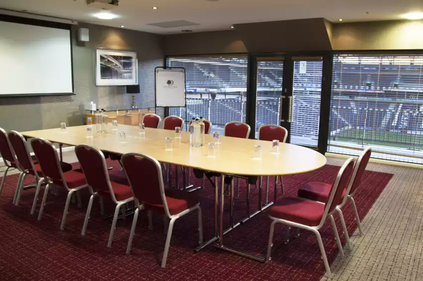 Stadium MK & Doubletree by Hilton MK