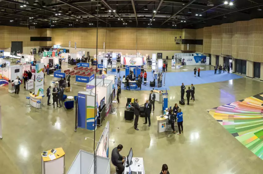 Stadium MK & Doubletree by Hilton MK