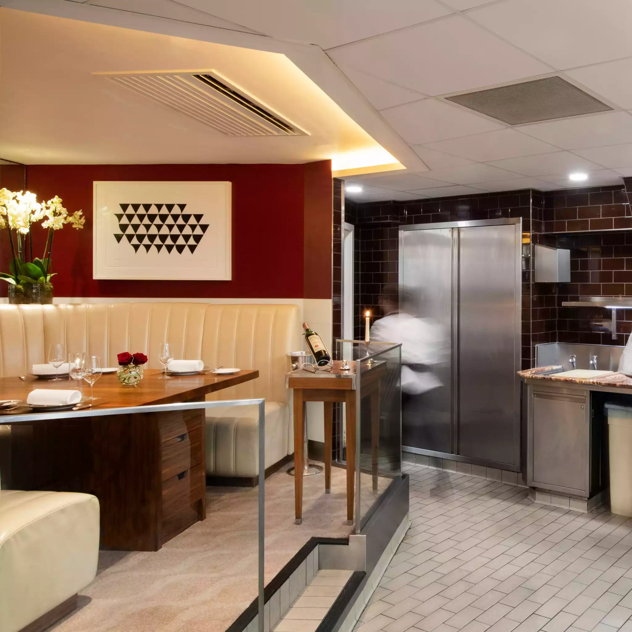 Kitchen Table at Pétrus