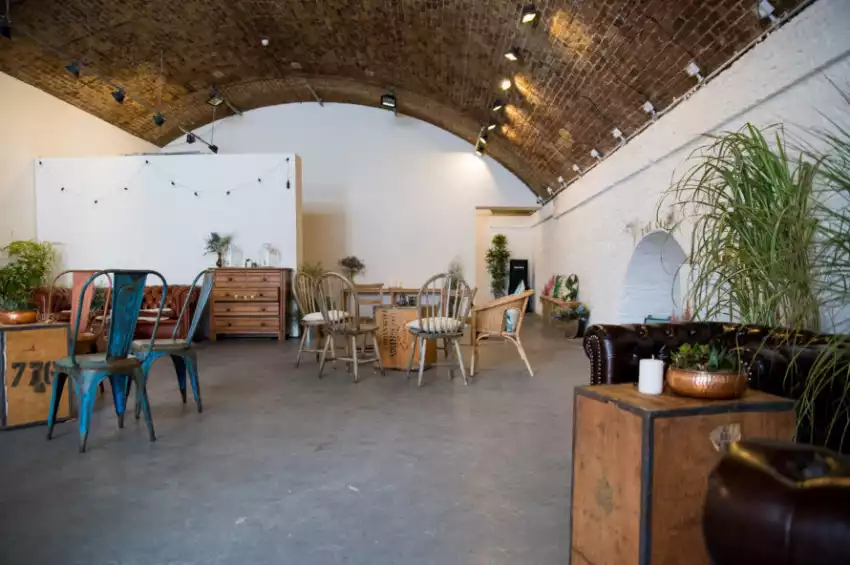 Hoxton Arches Hoxton Arches