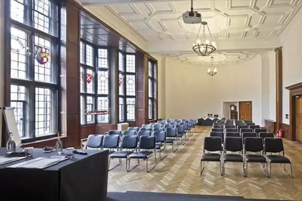 Wellington Hotel by Blue Orchid