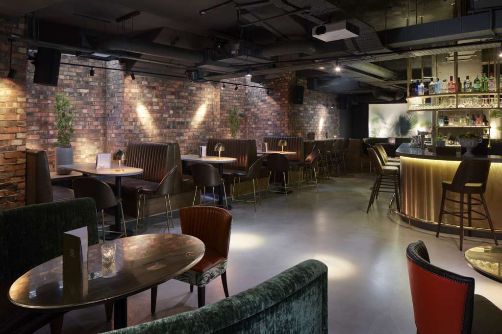 Juno Rooms