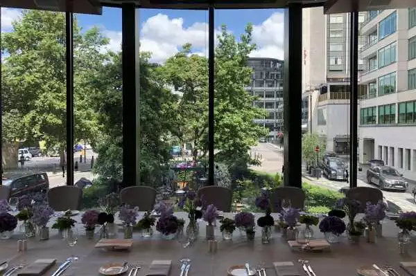 Four Seasons Hotel London Park Lane