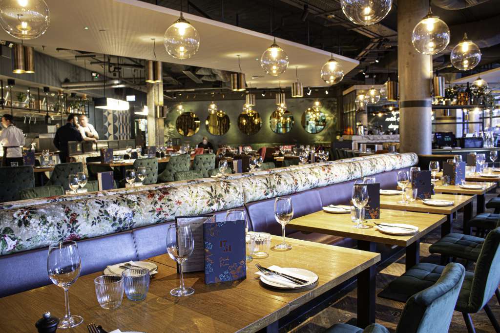 1751 Distillery, Bar & Restaurant 