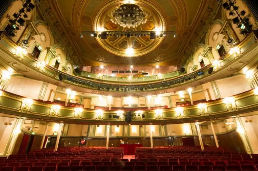 Her Majesty's Theatre Her Majesty's Theatre