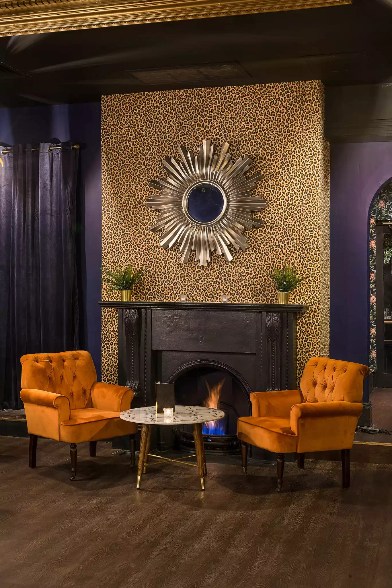 Lounge Bar